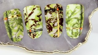 Military style with Spider Gel and Nail Art Strips