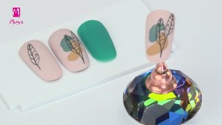 Trendy nail stamping decoration inspired by nature - Preview
