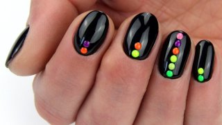 Gel polish nails with neon dots