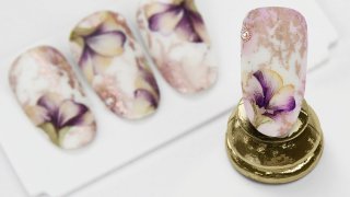 Aquarelle flowers from Norka on a gold marble base