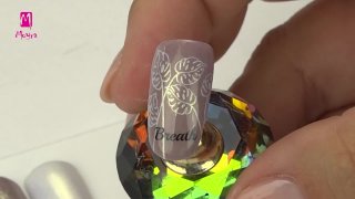 Golden motif created with Shell effect powder  - Preview