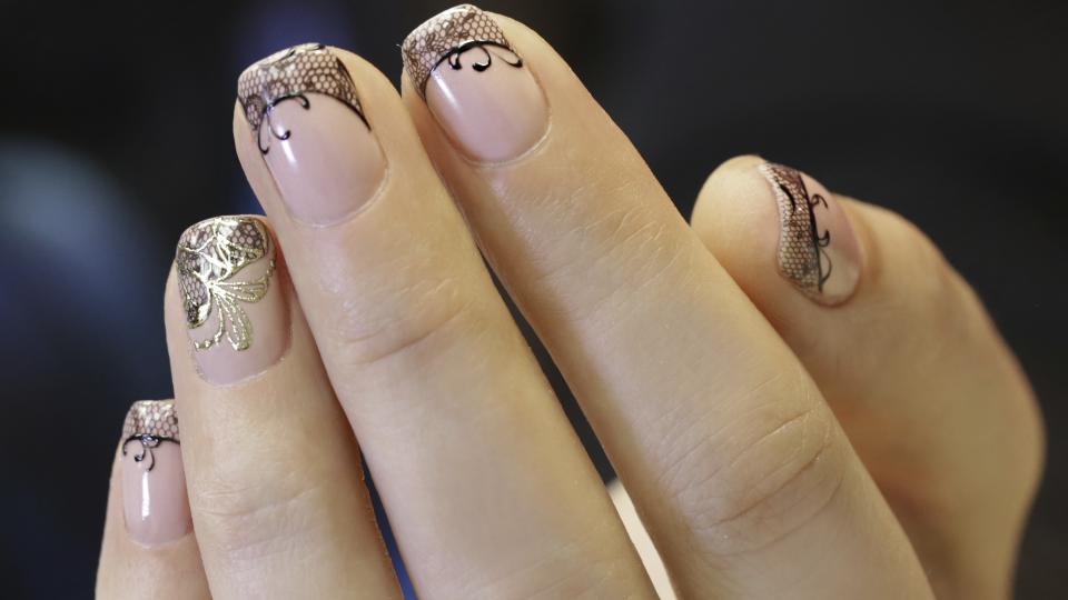 How To Paint Thin Lines On Nails Online course Nailstamping