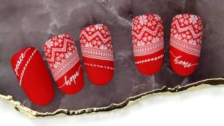 Nail art with sweater design