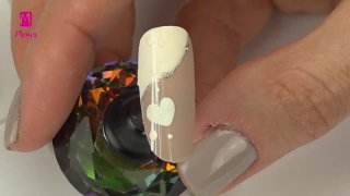 Fabulous hand-painted nail art for Valentine's Day - Preview