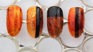 Stamping nail art with nail foil and glass-effect