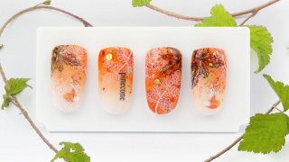 Nail art with cute fox in autumn mood