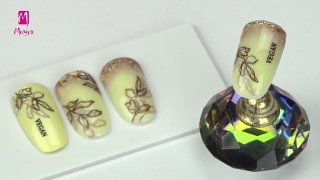 Leaves and text on glitter ombre base - Preview