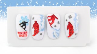 Nail arts created for winter sport lovers