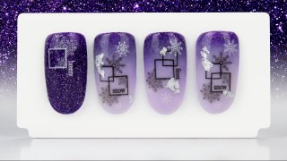 Stamping winter nail art combined with nail foil