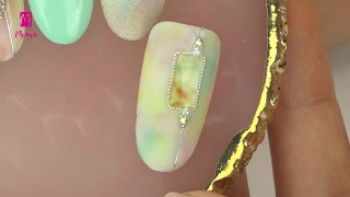 Marble nail art with beads in interesting colours - Preview