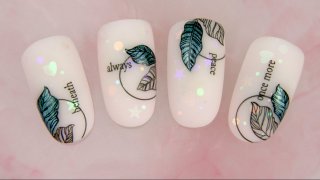 Nature-like nail art with effected stamping motif