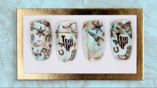 Stamping nail art in western style