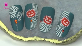 Simple and quick nail art with smiling pumpkin - Preview