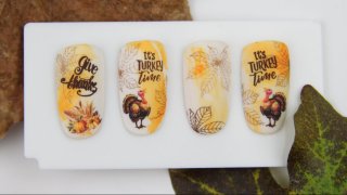 Nail art inspired by thanksgiving
