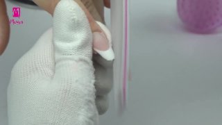 Wonderful almond-shaped nails with winter motives