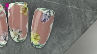 Spring nail art with stickers specially arranged - Preview