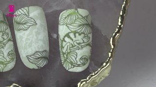 Chameleon nail art in exotic atmosphere - Preview