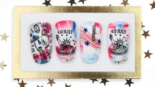 Stamping nail art inspired by Independence Day