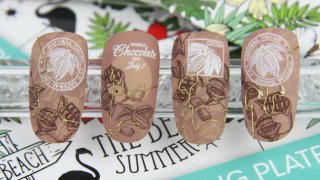 Stamping nail art for chocolate lovers