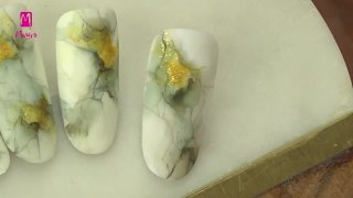 Hand-painted marble nail art with gold glittering - Preview