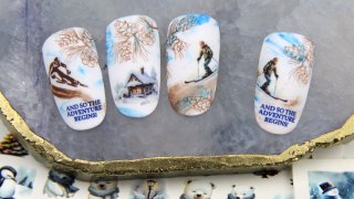 Nail art idea for ski lovers