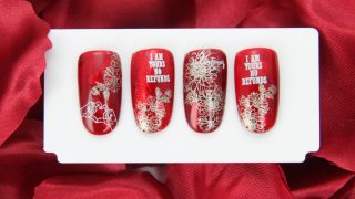 Nail art with Glass effect gel polish and foil