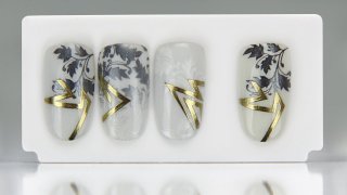 Nail art with grey and gold colours for any season