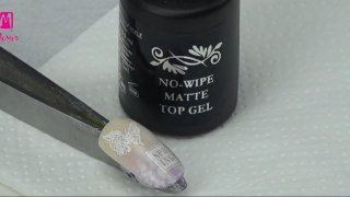 Colourful, spring nail art inspired by nature