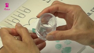 Wonderful, easily doable, turquoise-gold nail art