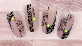 Nail art in African atmosphere