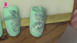 Sticker and stamping nail art in summer atmosphere - Preview