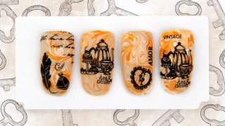 Stamping and marble nail art in vintage mood
