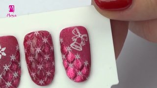 Festive nail art with magnetic gel polish - Preview