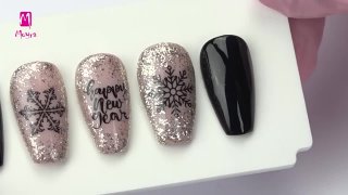 Nail art in champagne colour for New Year's Eve - Preview