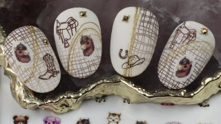 Horse themed nail art inspired by animal world