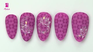 Manicure with geometric shapes and flowers - Preview